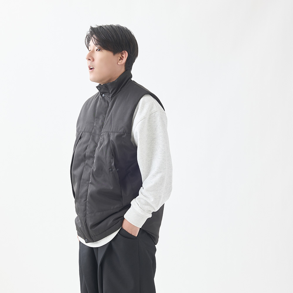 パデッドベスト（ブラック）